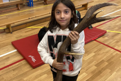 CCB1E75B-84EB-421C-80A5-1E118D23A054